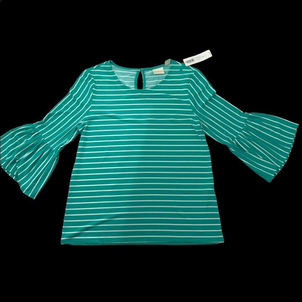 NEW WITH TAGS Chicos Woman Bell Sleeve Key Hole Back Stretch Top Stripe Size 0X‎